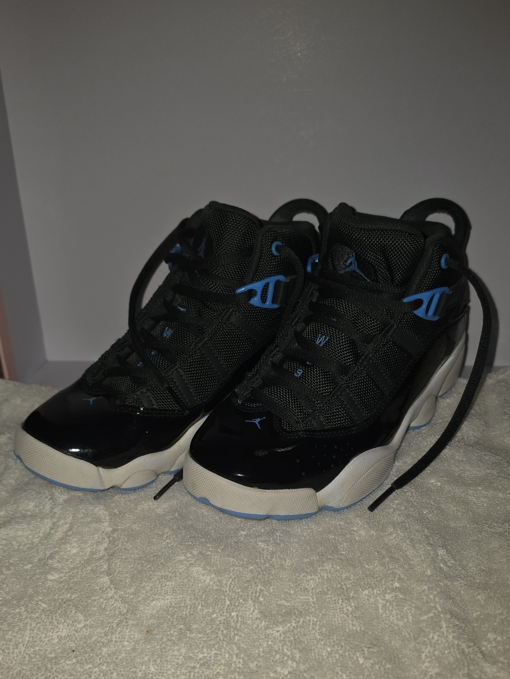 Jordan 6 Rings Black University Blue UNC PS Little Kids Size 2.5Y